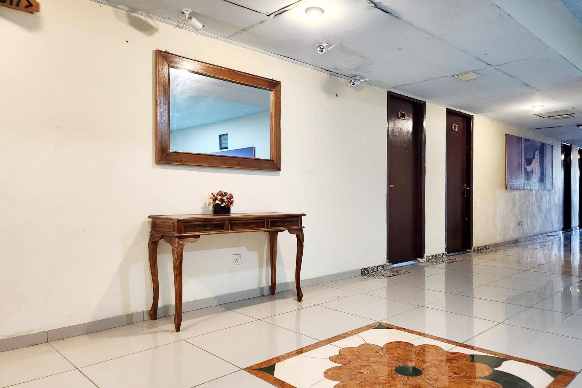 Reddoorz Near Pelabuhan Sri Bintan Pura Tanjungpinang Exterior photo