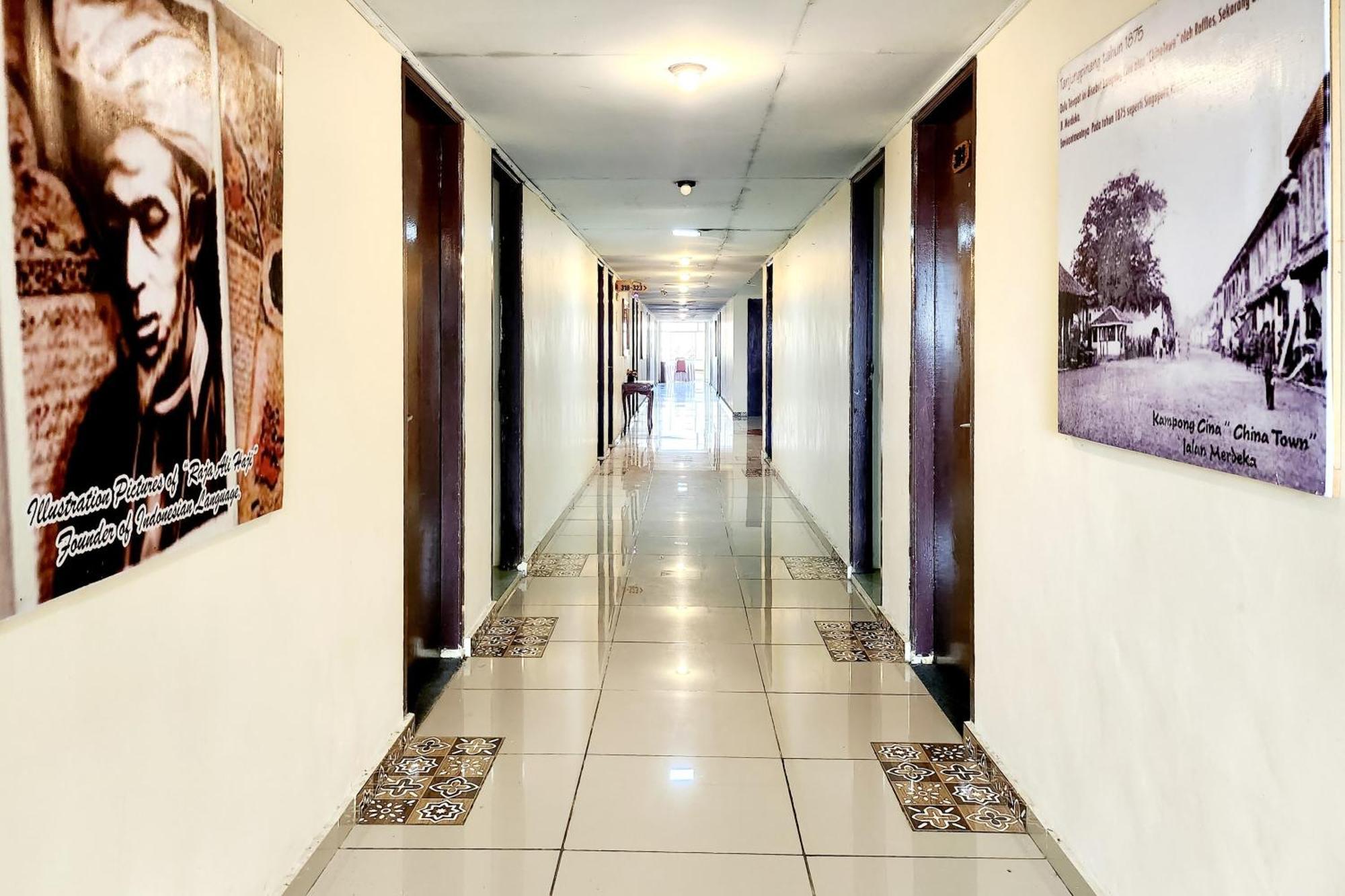 Reddoorz Near Pelabuhan Sri Bintan Pura Tanjungpinang Exterior photo