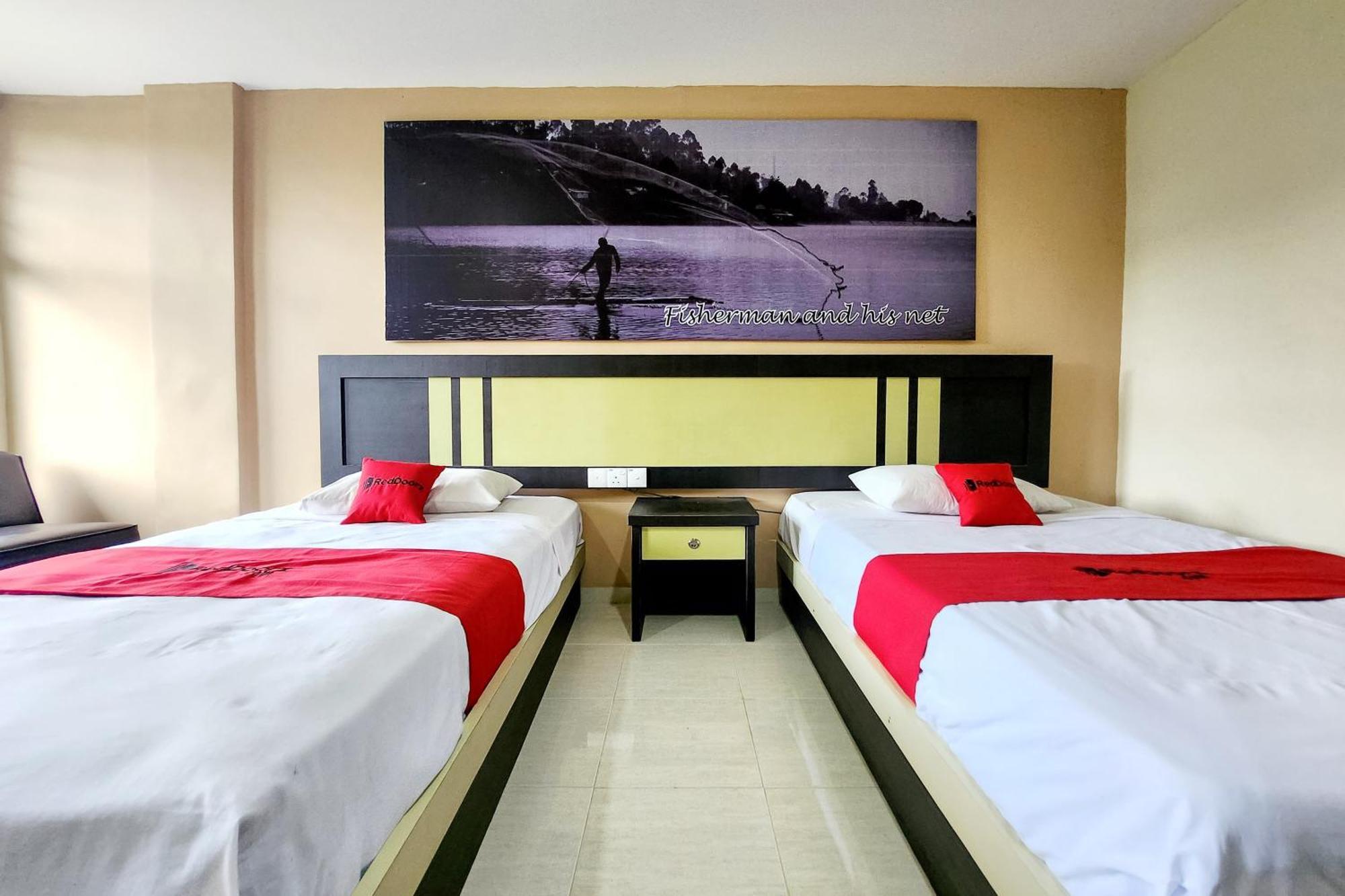 Reddoorz Near Pelabuhan Sri Bintan Pura Tanjungpinang Exterior photo